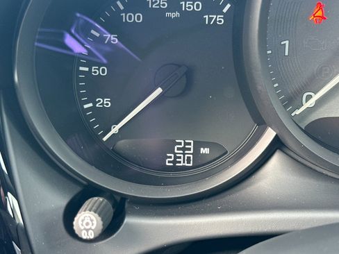 New 2026 Porsche Macan S image 25