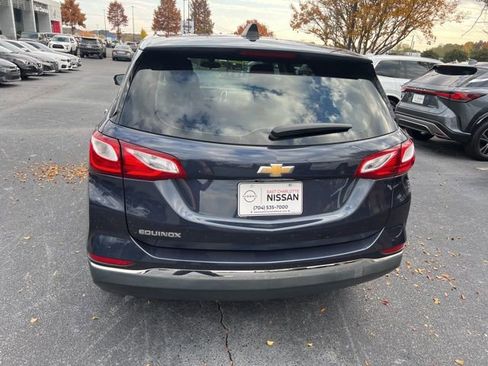 Used 2018 Chevrolet Equinox LS image 4