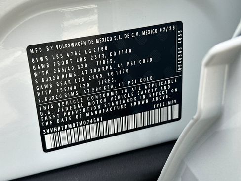 New 2026 Volkswagen Tiguan SE R-Line FWD image 23