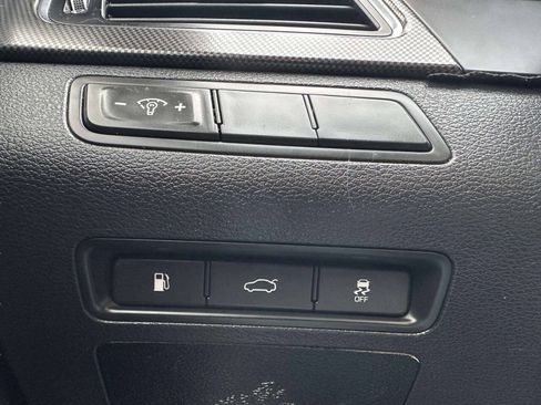 Used 2016 Hyundai Sonata Sport w/ Option Group 1V FWD image 24