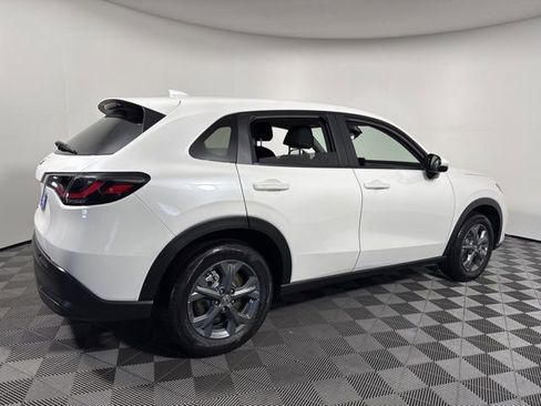 New 2026 Honda HR-V LX image 7