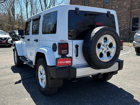 Used 2014 Jeep Wrangler Unlimited Sahara w/ Dual Top Group image 7