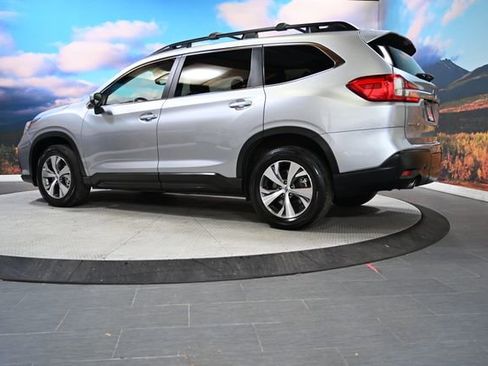 Used 2022 Subaru Ascent Premium w/ Convenience Package image 6