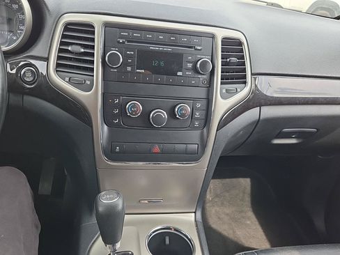 Used 2012 Jeep Grand Cherokee Laredo w/ Laredo E Group RWD image 19