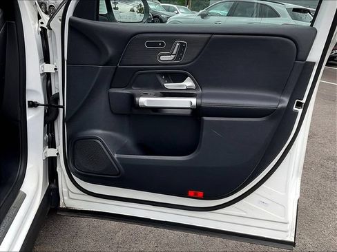 Certified 2023 Mercedes-Benz GLB 250 4MATIC image 29
