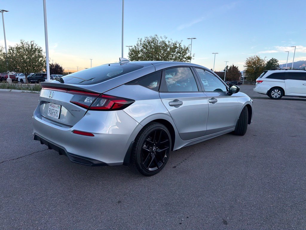 Used 2025 Honda Civic Sport image 5