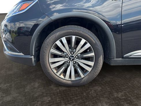 Used 2019 Mitsubishi Outlander GT AWD/4WD image 9