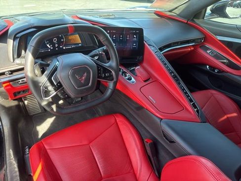 Used 2024 Chevrolet Corvette Stingray Premium Cpe w/ Z51 Performance Package image 14