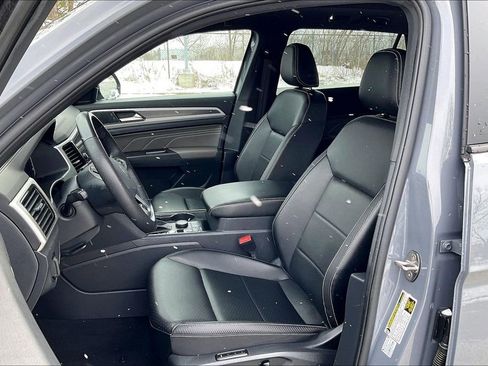 Used 2023 Volkswagen Atlas Cross Sport SEL R-Line image 25