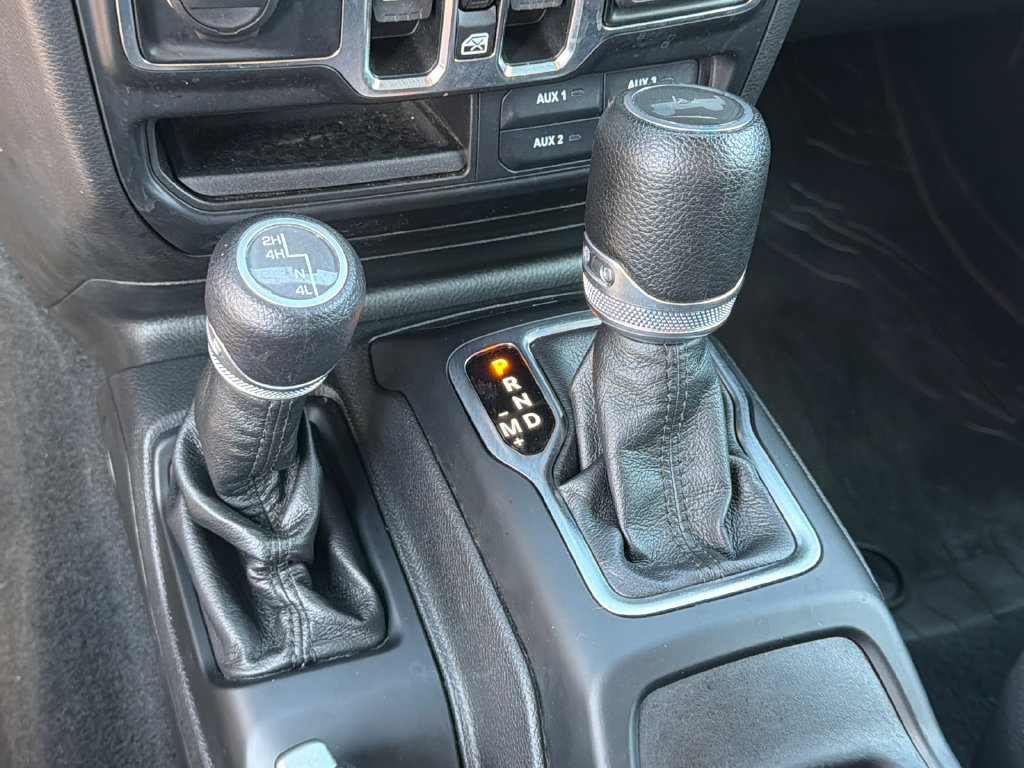 Used 2022 Jeep Wrangler Unlimited Sport AWD/4WD image 30