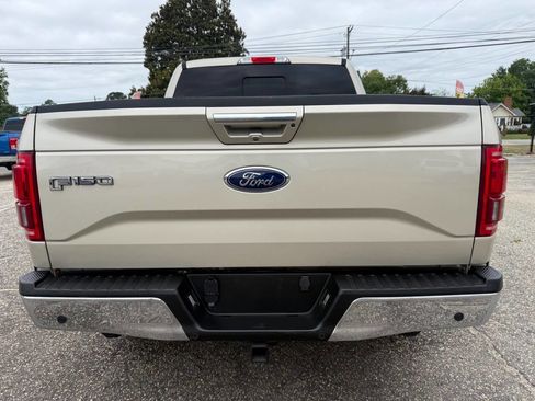 Used 2017 Ford F150 Lariat w/ Equipment Group 502A Luxury AWD/4WD image 19