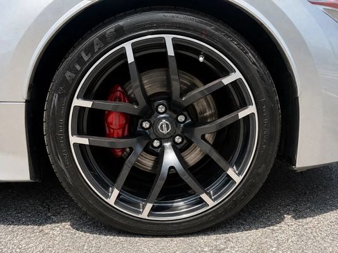 Used 2016 Nissan 370Z NISMO RWD image 15