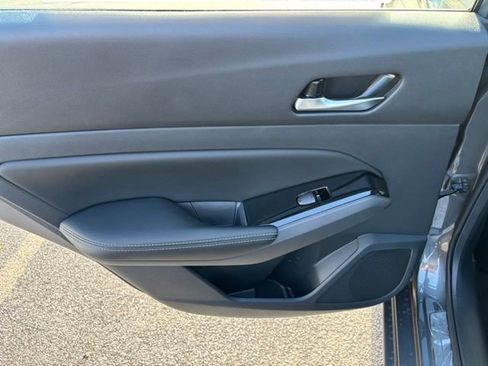 New 2025 Nissan Altima 2.5 SL image 16