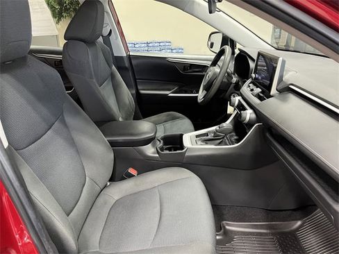 Used 2023 Toyota RAV4 LE image 13