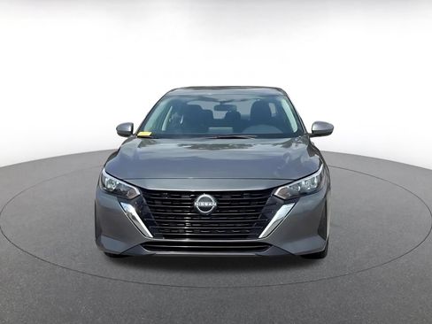 Used 2025 Nissan Sentra SV FWD image 4