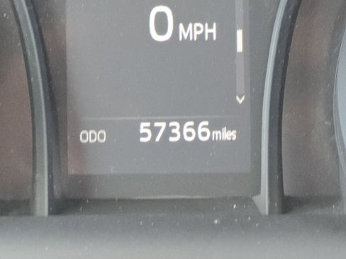 Used 2024 Toyota Camry SE image 26