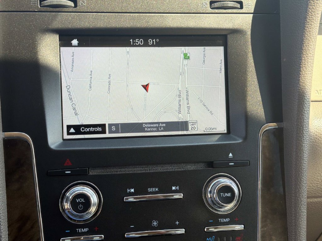 Used 2017 Lincoln Navigator Select RWD image 28