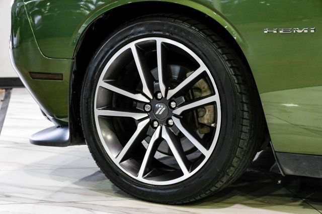 Used 2022 Dodge Challenger R/T w/ Plus Package RWD image 43