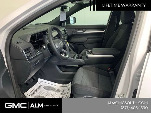 New 2026 GMC Terrain Elevation FWD image 9