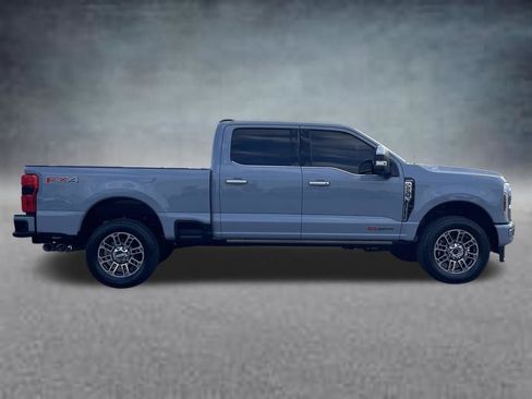 Used 2024 Ford F250 Limited w/ FX4 Off-Road Package image 4