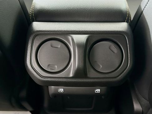 New 2025 Jeep Gladiator Sport image 24