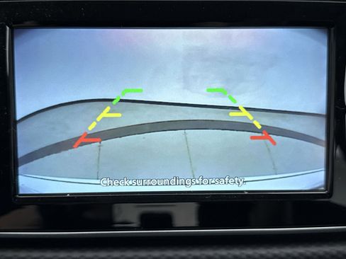 Used 2025 Nissan Kicks Play S image 15