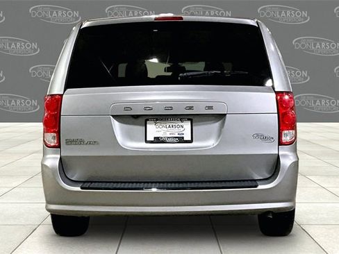 Used 2018 Dodge Grand Caravan SXT w/ Blacktop Package image 6