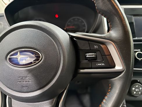 Used 2018 Subaru Crosstrek 2.0i Premium AWD/4WD image 17