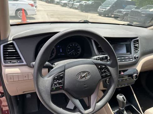 Used 2017 Hyundai Tucson SE FWD image 7