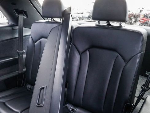 Used 2019 Audi Q7 3.0T Premium image 31