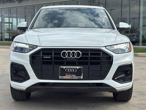 Used 2025 Audi Q5 2.0T Premium Plus image 2