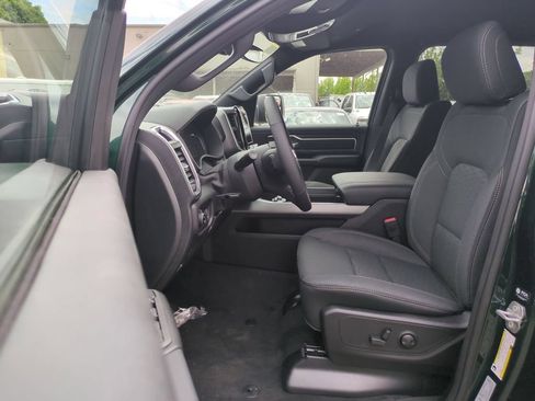 New 2026 RAM 1500 4x4 Crew Cab image 12