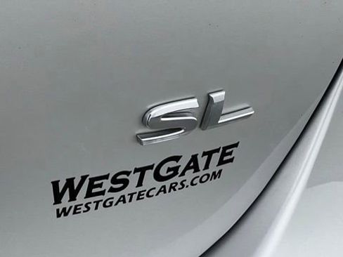 Used 2017 Nissan Rogue Sport SL w/ SL Premium Package image 39