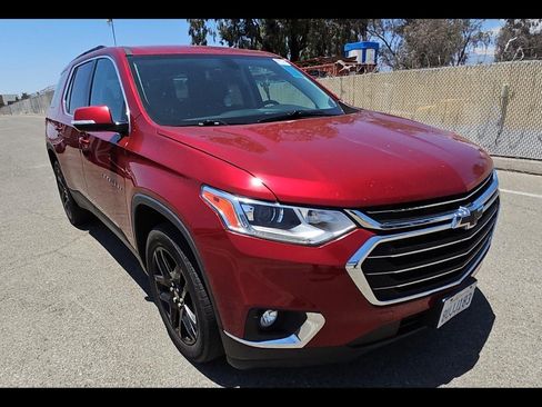 Used 2020 Chevrolet Traverse LT FWD image 6