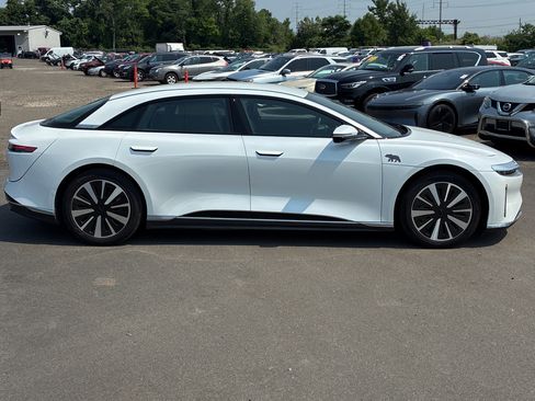 Used 2024 Lucid Air Touring AWD/4WD image 2