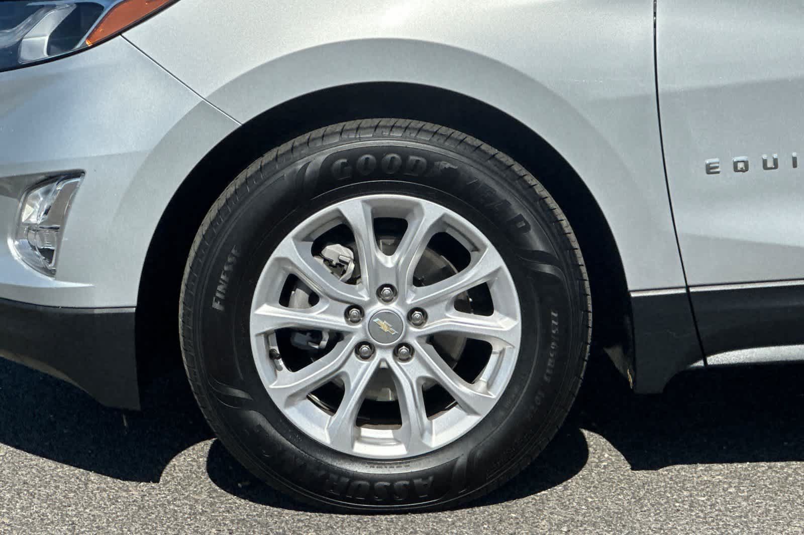 Used 2020 Chevrolet Equinox LT FWD image 31