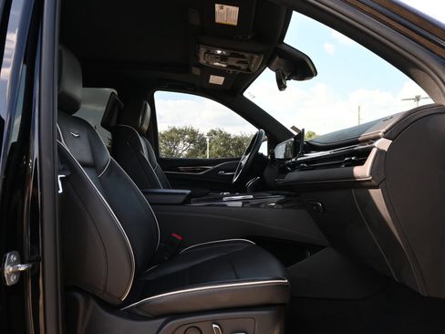 Certified 2023 Cadillac Escalade Sport AWD/4WD image 23