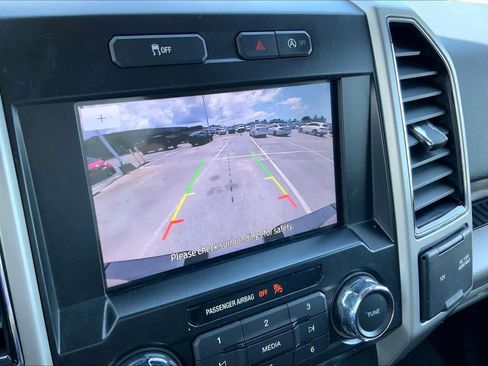 Used 2019 Ford F150 Lariat RWD image 26