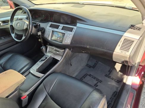 Used 2005 Toyota Avalon Touring FWD image 28