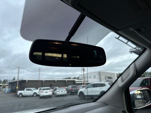 Used 2018 Nissan Frontier SV AWD/4WD image 15