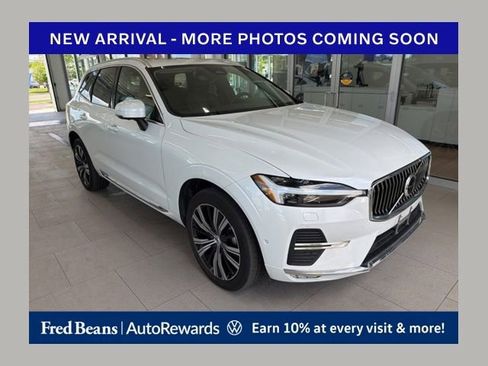 Used 2023 Volvo XC60 B5 Plus w/ Climate Package AWD/4WD image 1