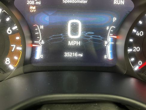 Used 2025 Jeep Compass Limited AWD/4WD image 11