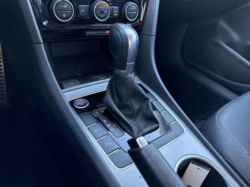 Used 2020 Volkswagen Passat 2.0T SEL image 21