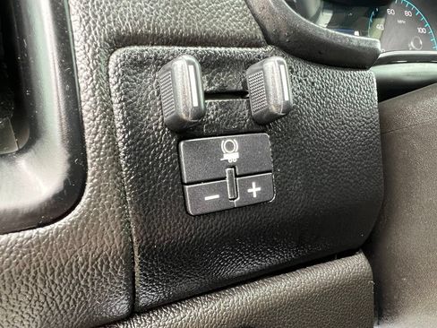Used 2018 Chevrolet Colorado ZR2 AWD/4WD image 32