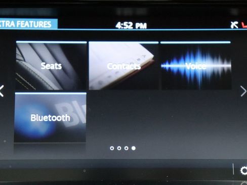 Used 2016 Jaguar XJ R-Sport image 28