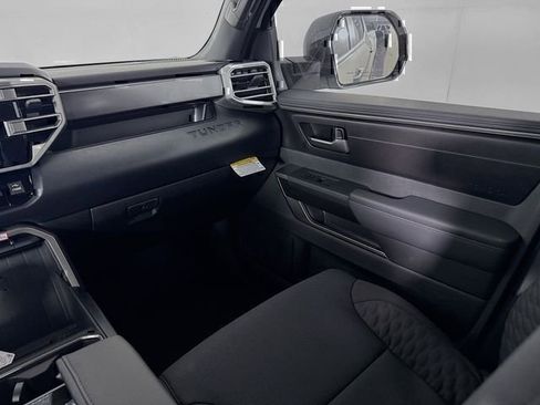 New 2026 Toyota Tundra SR5 AWD/4WD image 16