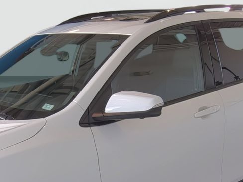 New 2023 Chevrolet Equinox RS w/ RS Leather Package AWD/4WD image 8