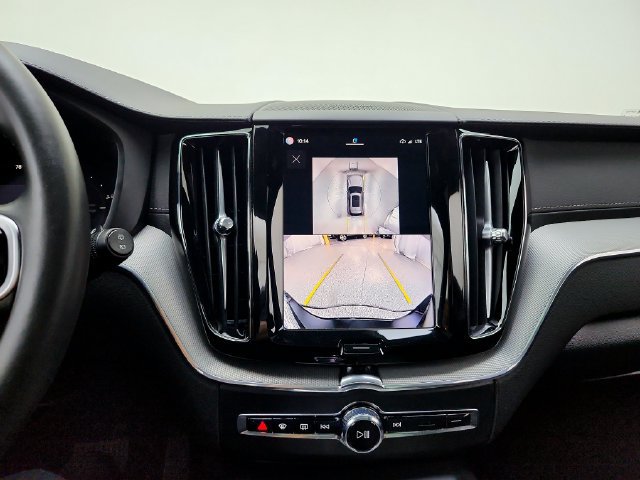 Used 2024 Volvo XC60 T8 Ultimate w/ Climate Package AWD/4WD image 43