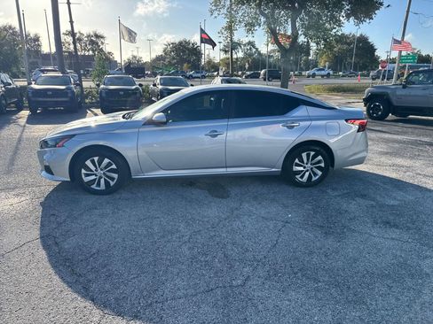 Certified 2022 Nissan Altima 2.5 S image 8