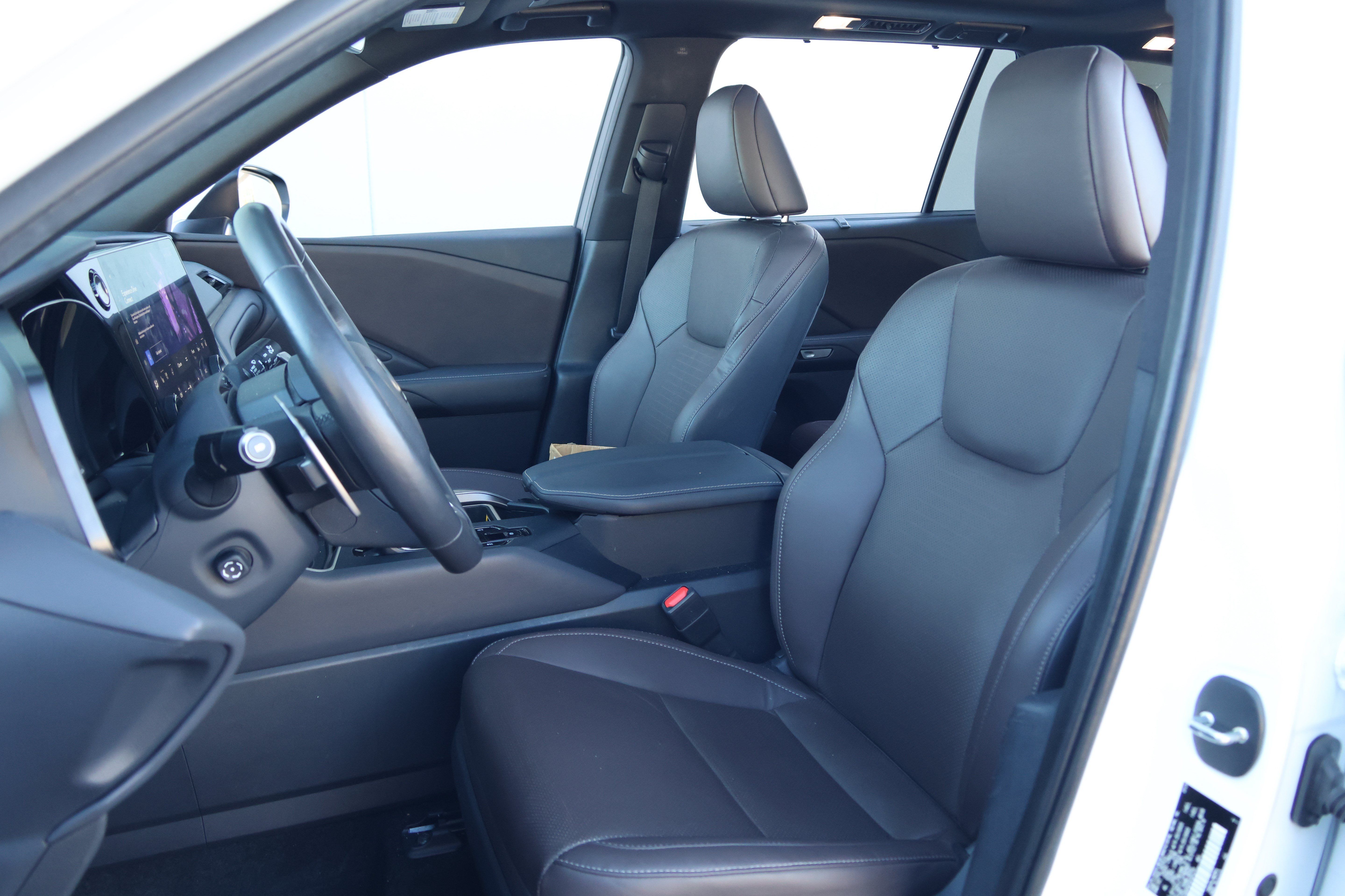 Certified 2024 Lexus TX 350 FWD w/ Captains Chair Package image 35